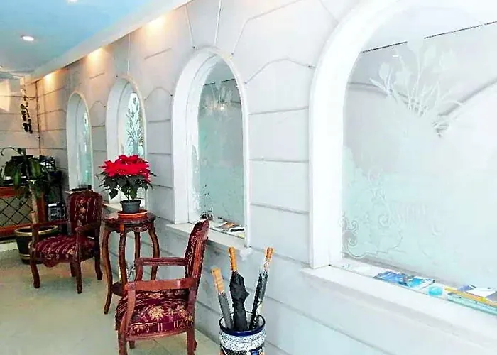 L' Heritage Aristoteles 225 By Bluebay Hotel